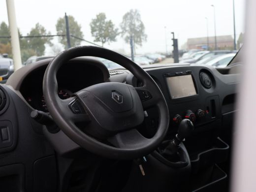 Renault Master T35 2.3 DCI 145 PK L3H3 + TREKHAAK / CAMERA / NAVIGATIE ActivLease financial lease