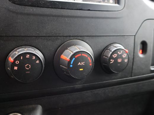 Renault Master T35 2.3 DCI 145 PK L3H3 + TREKHAAK / CAMERA / NAVIGATIE ActivLease financial lease