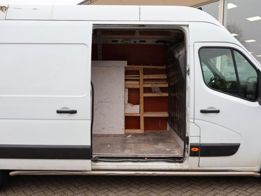 Renault Master T35 2.3 DCI 145 PK L3H3 + TREKHAAK / CAMERA / NAVIGATIE ActivLease financial lease