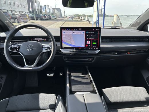 Volkswagen ID.7 Tourer Pro Business 77 kWh | Head-Up Display | Interieur pakket plus | 360 camera ActivLease financial lease