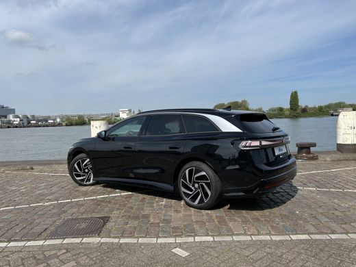 Volkswagen ID.7 Tourer Pro Business 77 kWh | Head-Up Display | Interieur pakket plus | 360 camera ActivLease financial lease