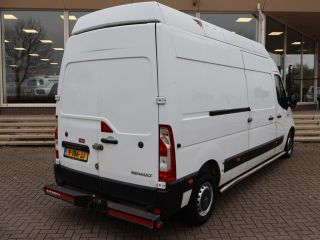 Renault Master T35 2.3 DCI 145 PK L3H3 + TREKHAAK / CAMERA / NAVIGATIE