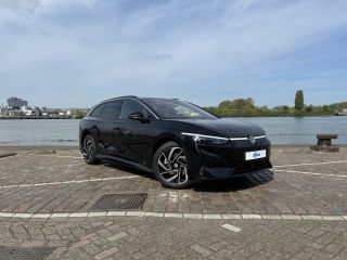 Volkswagen ID.7 Tourer Pro Business 77 kWh | Head-Up Display | Interieur pakket plus | 360 camera