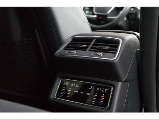 Audi e-tron 50 Quattro / Standkachel/ Luchtvering/ Bang & Olufsen Sound System/ Panoramadak/ 230kW (313PK) ActivLease financial lease