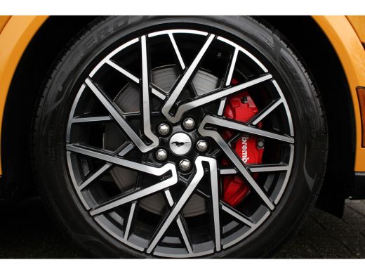 Ford Mustang Mach-E GT EXTENDED RANGE AWD | PANODAK | FULL OPTION | MAGNERIDE | LEDER/ALCANTARA | 20" LMV | 36... ActivLease financial lease