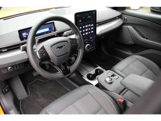 Ford Mustang Mach-E GT EXTENDED RANGE AWD | PANODAK | FULL OPTION | MAGNERIDE | LEDER/ALCANTARA | 20" LMV | 36... ActivLease financial lease