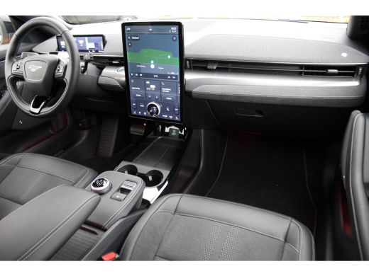 Ford Mustang Mach-E GT EXTENDED RANGE AWD | PANODAK | FULL OPTION | MAGNERIDE | LEDER/ALCANTARA | 20" LMV | 36... ActivLease financial lease