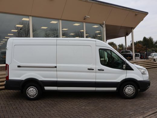 Ford Transit 330 2.2 TDCI 155 PK L3H2 TREND + CAMERA / 2800 KG TREKHAAK / NAVIGATIE ActivLease financial lease
