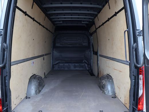 Mercedes Sprinter 319 3.0 CDI V6 190 PK L3H2 + LED / 360 CAMERA / DISTRONIC / 18 INCH / STOELVERWARMING ActivLease financial lease