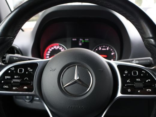 Mercedes Sprinter 319 3.0 CDI V6 190 PK L3H2 + LED / 360 CAMERA / DISTRONIC / 18 INCH / STOELVERWARMING ActivLease financial lease