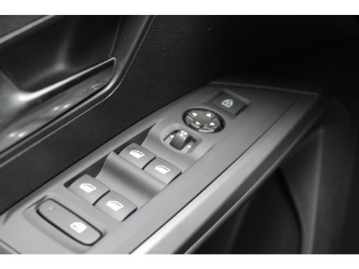 Peugeot 3008 1.2 Hybrid 136 Allure Demo vraag naar km stand ActivLease financial lease
