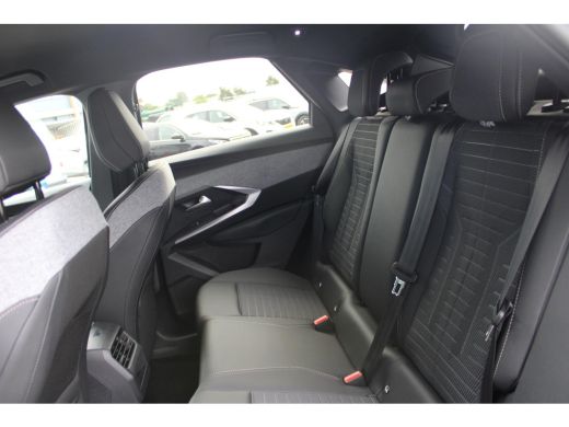 Peugeot 3008 1.2 Hybrid 136 Allure Demo vraag naar km stand ActivLease financial lease