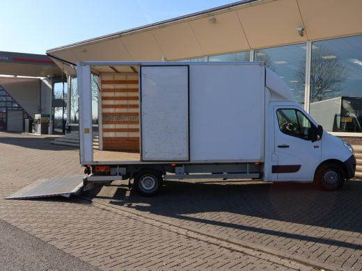 Renault Master T35 2.3 DCI 136 PK BAKWAGEN MEUBELBAK + LAADKLEP / NAVIGATIE / CRUISE / AIRCO ActivLease financial lease
