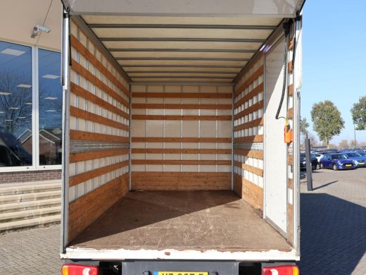 Renault Master T35 2.3 DCI 136 PK BAKWAGEN MEUBELBAK + LAADKLEP / NAVIGATIE / CRUISE / AIRCO ActivLease financial lease