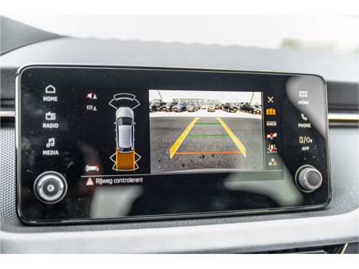 Skoda Scala ŠKODA Business Edition | Achteruitrijcamera | Adaptive Cruise Control | Chromen raamlijsten ActivLease financial lease