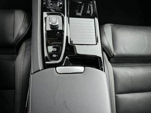 Volvo  S60 T6 Recharge AWD Ultimate Dark | Bowers & Wilkins | 360 Camera | Sportstoelen | Head-up | Trekhaak... ActivLease financial lease