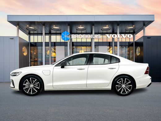 Volvo  S60 T6 Recharge AWD Ultimate Dark | Bowers & Wilkins | 360 Camera | Sportstoelen | Head-up | Trekhaak... ActivLease financial lease