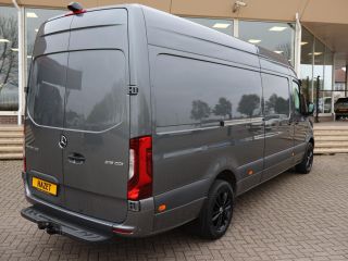 Mercedes Sprinter 319 3.0 CDI V6 190 PK L3H2 + LED / 360 CAMERA / DISTRONIC / 18 INCH / STOELVERWARMING