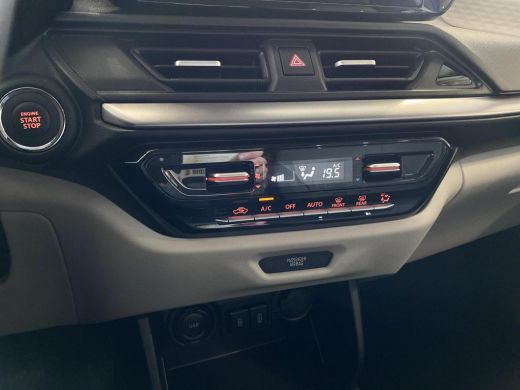 Suzuki Swift 1.2 Style Smart Hybrid DEMO | Navigatiesysteem | Achteruitrijcamera | Apple CarPlay & Android Aut... ActivLease financial lease