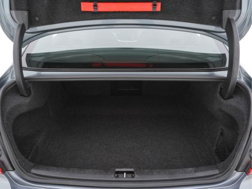 Volvo  S60 2.0 B3 R-Design-Sport-Pack Aut.*LEATHER-MICROFIBRE | FULL-LED | DIGI-COCKPIT | BLIND-SPOT | CAMER... ActivLease financial lease