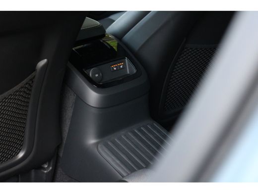 Volvo  S60 Recharge T6 AWD 350pk Plus Dark | Adaptive Cruise | BLIS | Camera | Memory Seats | Stuur/stoelver... ActivLease financial lease