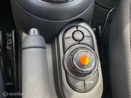 Mini 3-Deurs 1.5 Mini First Pepper ActivLease financial lease