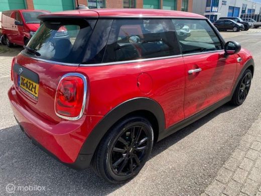 Mini 3-Deurs 1.5 Mini First Pepper ActivLease financial lease