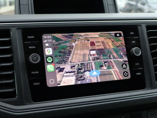 Volkswagen Crafter 35 2.0 TDI 140 PK DSG L3H3 + 3000 KG TREKHAAK + ADAPTIVE CRUISE / STUUR+ STOELVERW. / MASSAGE / L... ActivLease financial lease