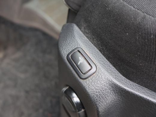 Volkswagen Crafter 35 2.0 TDI 140 PK DSG L3H3 + 3000 KG TREKHAAK + ADAPTIVE CRUISE / STUUR+ STOELVERW. / MASSAGE / L... ActivLease financial lease