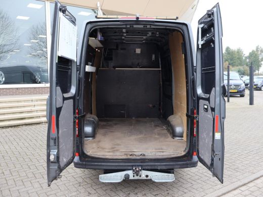 Volkswagen Crafter 35 2.0 TDI 140 PK DSG L3H3 + 3000 KG TREKHAAK + ADAPTIVE CRUISE / STUUR+ STOELVERW. / MASSAGE / L... ActivLease financial lease