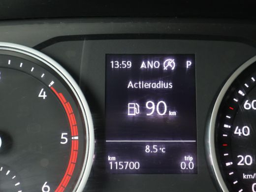 Volkswagen Crafter 35 2.0 TDI 140 PK DSG L3H3 + 3000 KG TREKHAAK + ADAPTIVE CRUISE / STUUR+ STOELVERW. / MASSAGE / L... ActivLease financial lease