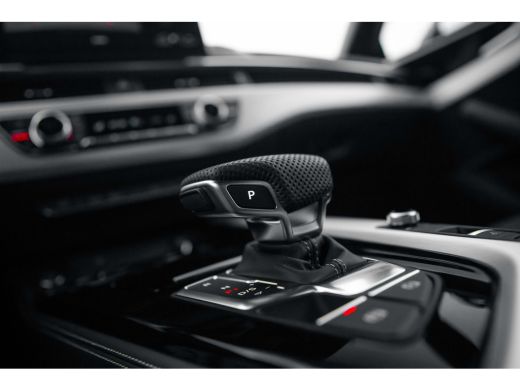 Audi A5 Cabriolet 35 TFSI 150pk S edition | Achteruitrijcamera | Stoelverwarming | 20" | Stoelen Elektris... ActivLease financial lease