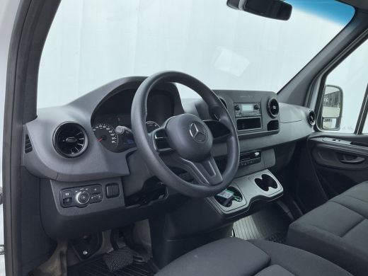 Mercedes Sprinter 55kWh 3-Pers L2H2 Snellader Camera Hoog Lang Stoelverwarming 3 zits ActivLease financial lease