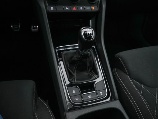 Skoda Karoq 1.5 TSI ACT Sportline Business *DIGI-COCKPIT | FULL-LED | DAB | KEYLESS | CAMERA | NAVI-FULLMAP |... ActivLease financial lease