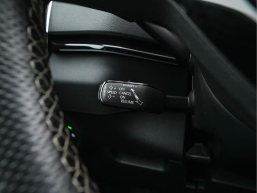 Skoda Karoq 1.5 TSI ACT Sportline Business *DIGI-COCKPIT | FULL-LED | DAB | KEYLESS | CAMERA | NAVI-FULLMAP |... ActivLease financial lease