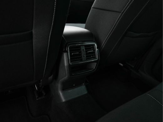Skoda Karoq 1.5 TSI ACT Sportline Business *DIGI-COCKPIT | FULL-LED | DAB | KEYLESS | CAMERA | NAVI-FULLMAP |... ActivLease financial lease