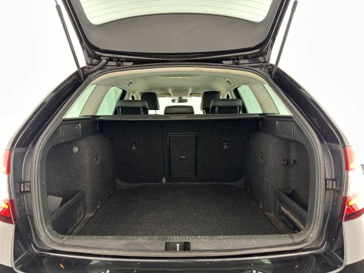 Skoda Octavia Combi 1.6 TDI Greentech Clever Edition *NAVI-FULLMAP | AMUNDSEN-AUDIO | ECC | CRUISE | DAB | APP-... ActivLease financial lease