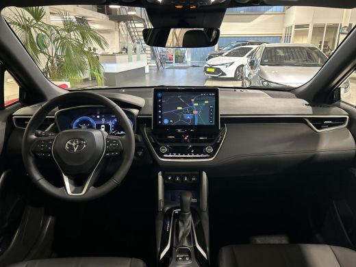 Toyota Corolla Cross Hybrid 140 Black Edition ActivLease financial lease