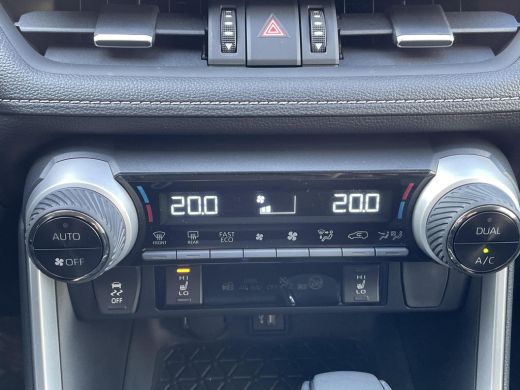 Toyota RAV4 2.5 Hybrid Executive **DODE HOEK DETECTIE/ LEDEREN BEKLEDING/ PARKEERSENSOREN** ActivLease financial lease