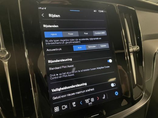 Volvo  V60 T6 AWD Recharge Plus Dark Long Range | Schuifdak | Adaptieve Cruise Control | Stoelverwarming voo... ActivLease financial lease