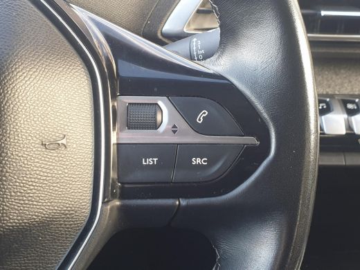 Peugeot 3008 1.2 PureTech Allure | Leder | Navigatie | Cruise Control ActivLease financial lease