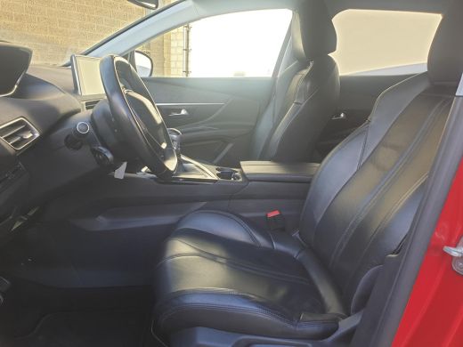 Peugeot 3008 1.2 PureTech Allure | Leder | Navigatie | Cruise Control ActivLease financial lease