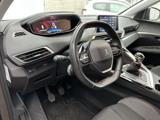 Peugeot 5008 1.2 PureTech Blue Lease Executive | 7persoons | Cruise Control | Automatische Airco ActivLease financial lease