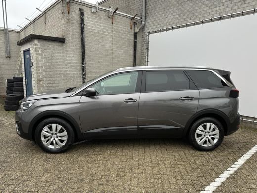 Peugeot 5008 1.2 PureTech Blue Lease Executive | 7persoons | Cruise Control | Automatische Airco ActivLease financial lease