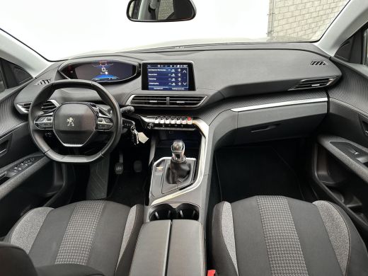 Peugeot 5008 1.2 PureTech Blue Lease Executive | 7persoons | Cruise Control | Automatische Airco ActivLease financial lease