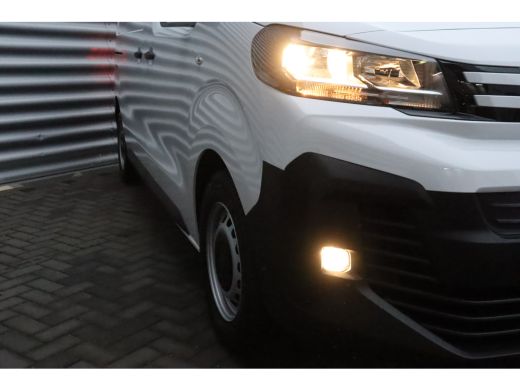 Peugeot Expert Peugeot Standaard €2.730,- Voorraad Voordeel !! | 16" stalen velgen | Elektrisch bedienbare en ve... ActivLease financial lease