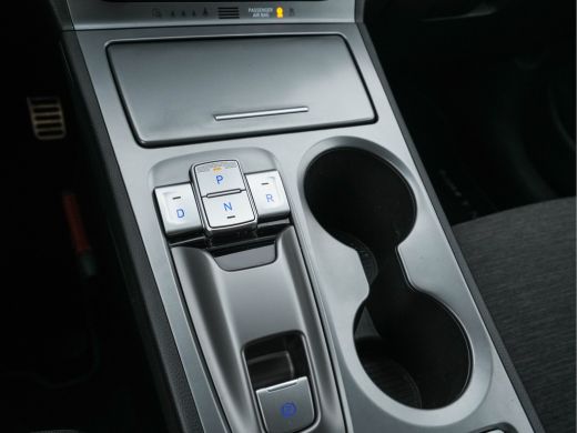 Hyundai KONA EV Fashion 64 kWh (INCL-BTW) Aut.*KRELL-AUDIO | HEAD-UP | NAVI-FULLMAP | KEYLESS | SHIFT-PADDLES ... ActivLease financial lease