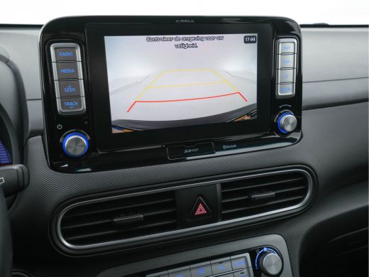 Hyundai KONA EV Fashion 64 kWh (INCL-BTW) Aut.*KRELL-AUDIO | HEAD-UP | NAVI-FULLMAP | KEYLESS | SHIFT-PADDLES ... ActivLease financial lease