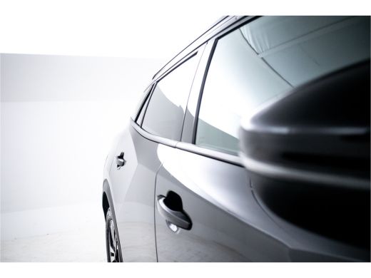 Peugeot 2008 1.2 PureTech 100 Allure Fabrieksgarantie, Apple carplay, Navigatie, ActivLease financial lease