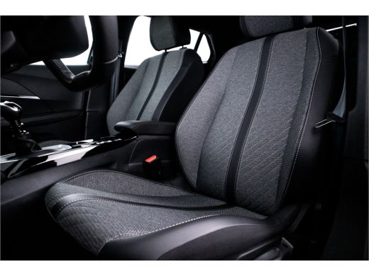 Peugeot 2008 1.2 PureTech 100 Allure Fabrieksgarantie, Apple carplay, Navigatie, ActivLease financial lease
